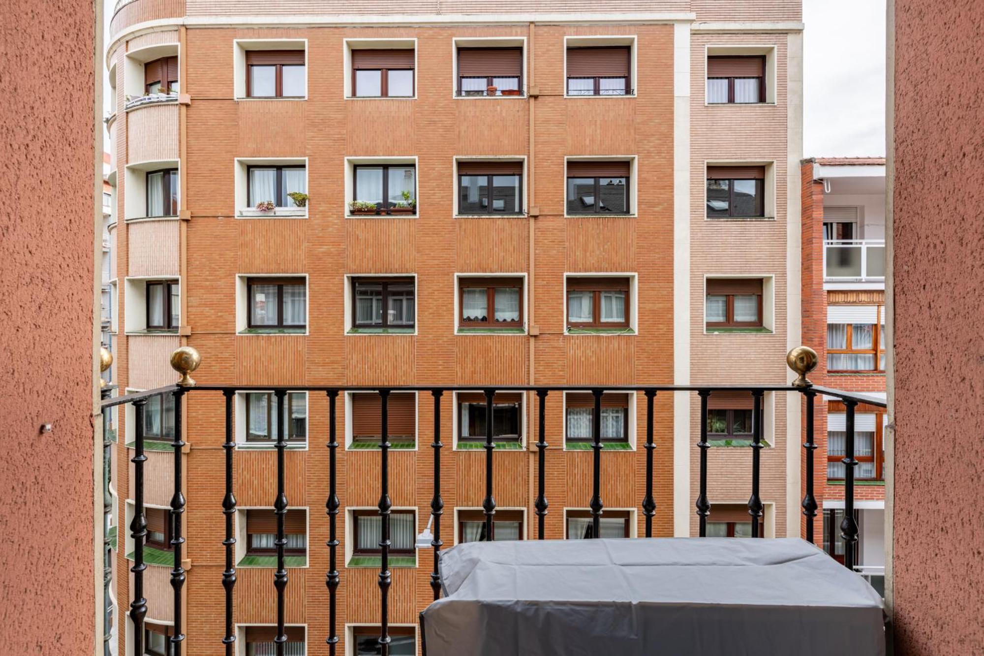 Exclusivo "Gran Bilbao" Suite Deluxe Parking Opcional Santurtzi Esterno foto